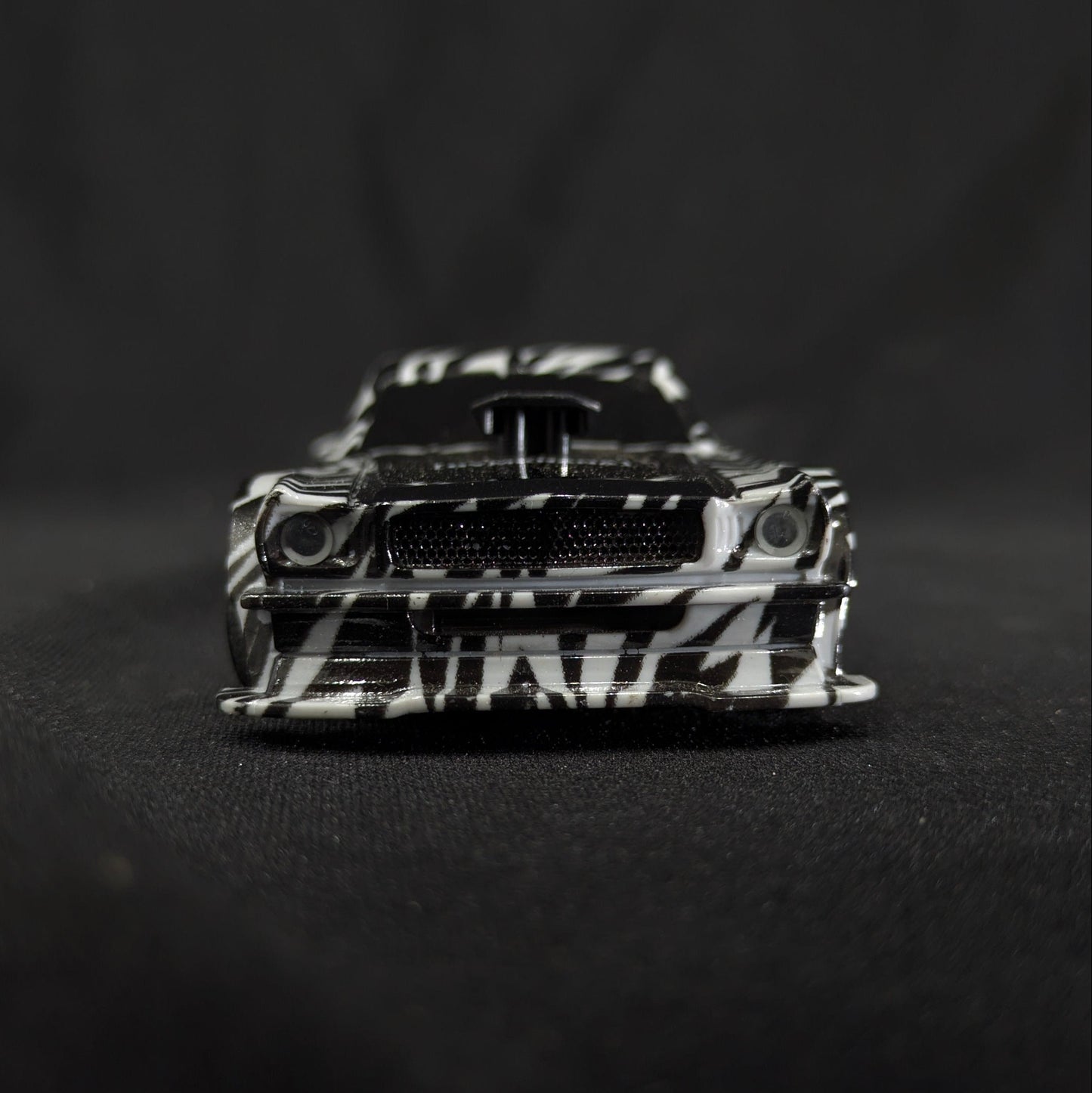 Front angle of BeingBoys Hoonicorn desktop RC car India for RC community.