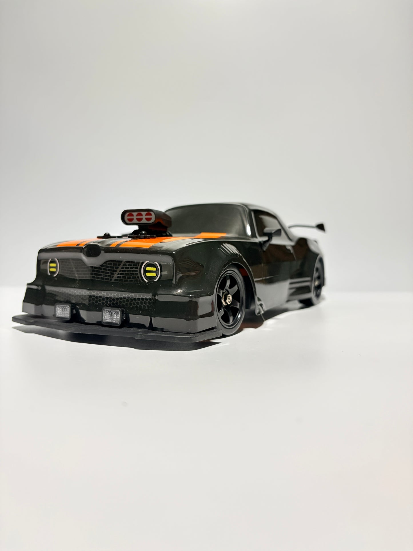 Toyota - Black Mamba RC
