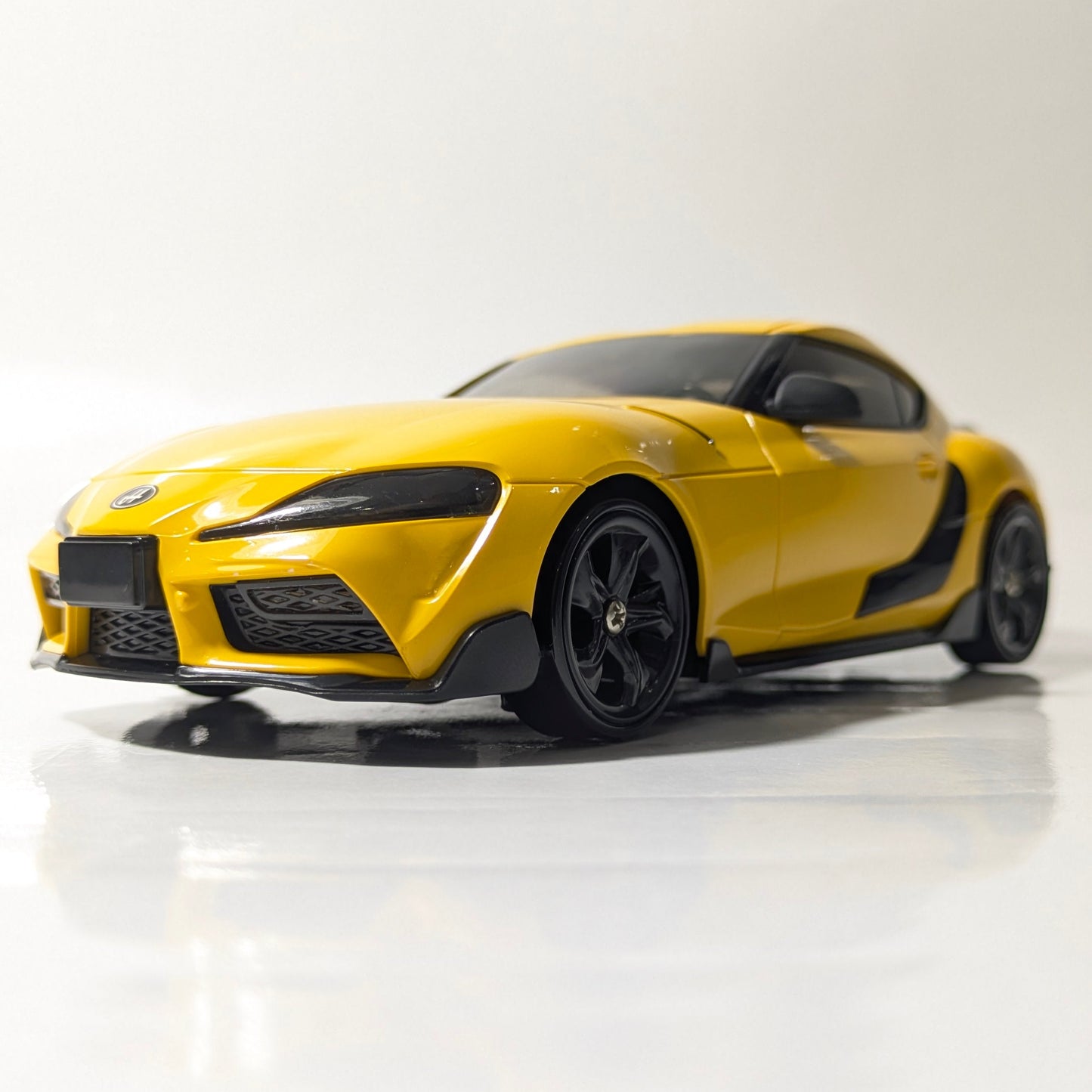 Toyota Supra Strike - Yellow