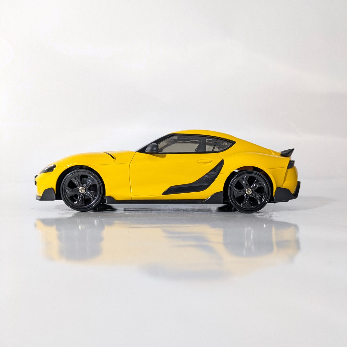 Toyota Supra Strike - Yellow