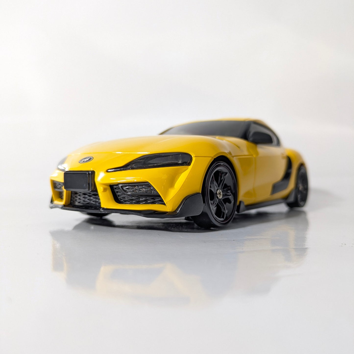 Toyota Supra Strike - Yellow