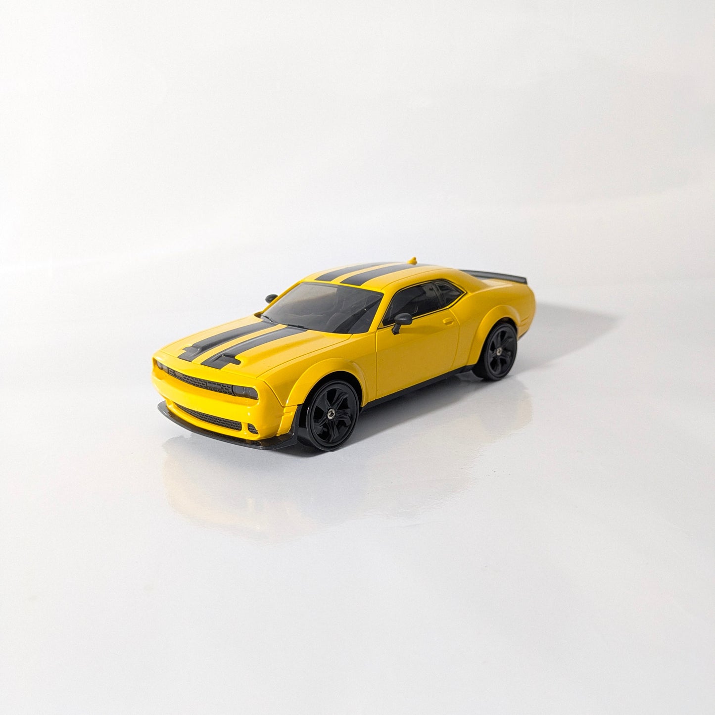 Dodge Challenger Muscle - Yellow